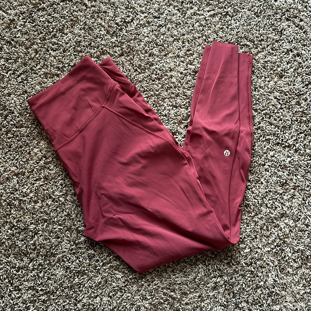Lululemon base pace legging